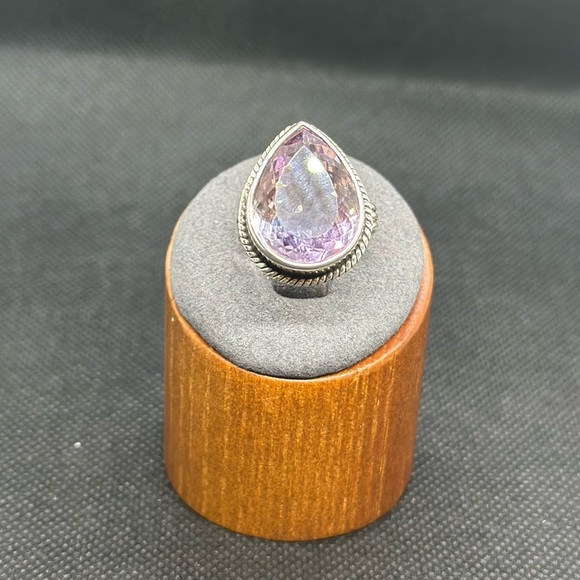 Amethyst Teardrop Ring